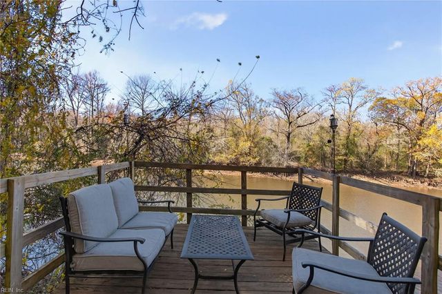 22390 Main ST, Courtland, VA 23837