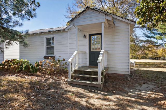 22390 Main ST, Courtland, VA 23837