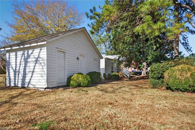 22390 Main ST, Courtland, VA 23837