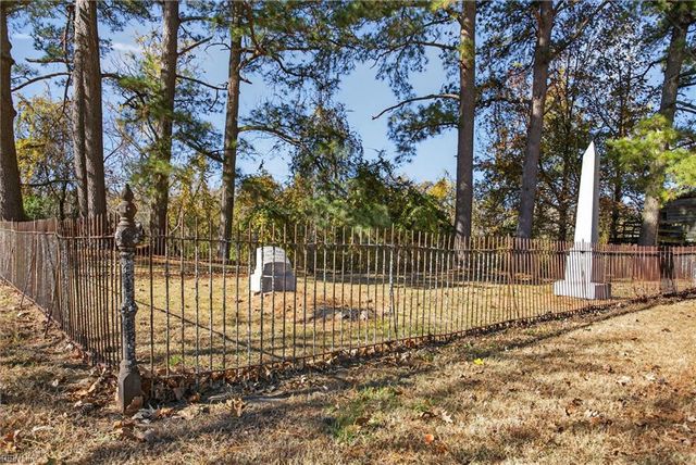 22390 Main ST, Courtland, VA 23837