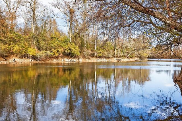 22390 Main ST, Courtland, VA 23837