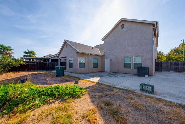 4712 W Celeste Avenue, Fresno, CA 93722
