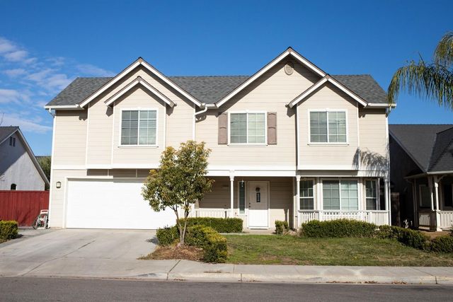 4712 W Celeste Avenue, Fresno, CA 93722
