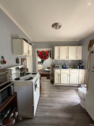 607 W Marion Street, Elkhart, IN 46516