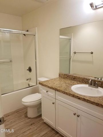 992 Los Angeles 103, Ventura, CA 93004