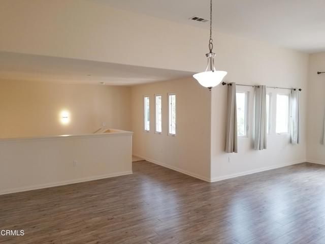 992 Los Angeles 103, Ventura, CA 93004