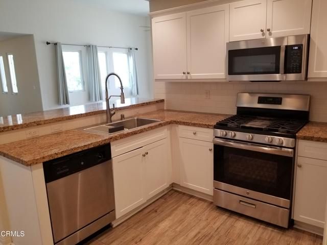 992 Los Angeles 103, Ventura, CA 93004