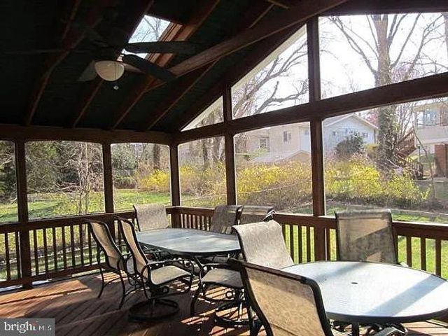 1452 DEWBERRY CT, Mclean, VA 22101
