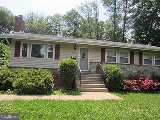 1452 DEWBERRY CT, Mclean, VA 22101