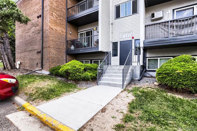 501 Golden Circle 307, Golden, CO 80401