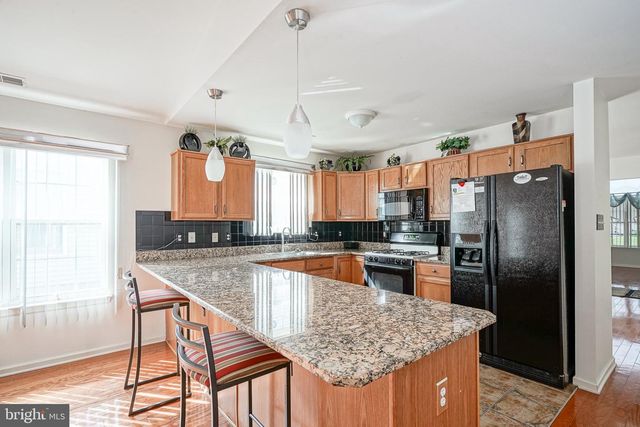 550 RIVIERA DR, Williamstown, NJ 08094