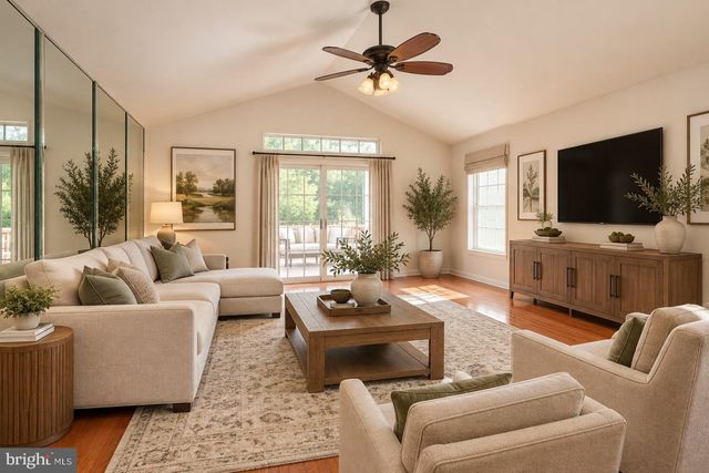 550 RIVIERA DR, Williamstown, NJ 08094