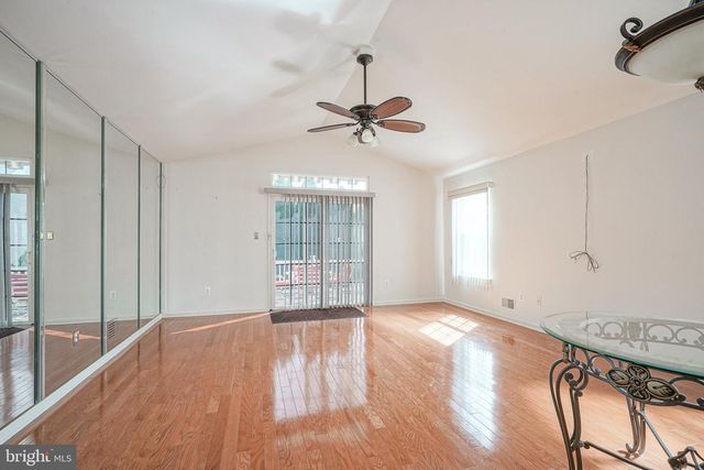 550 RIVIERA DR, Williamstown, NJ 08094