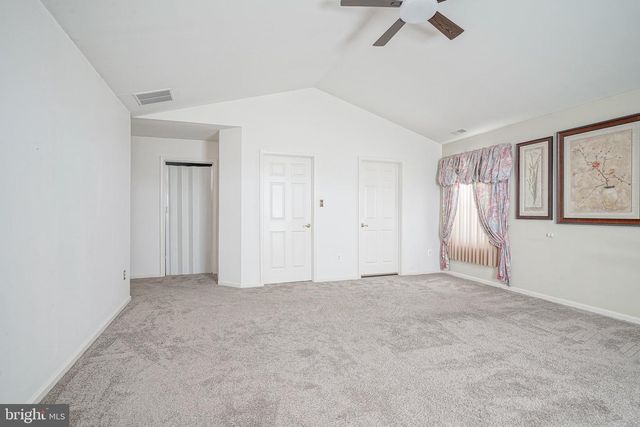 550 RIVIERA DR, Williamstown, NJ 08094