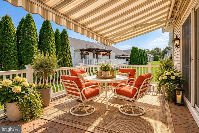 550 RIVIERA DR, Williamstown, NJ 08094