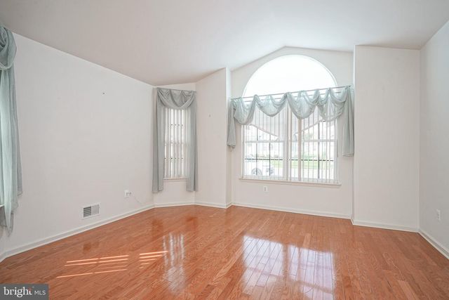 550 RIVIERA DR, Williamstown, NJ 08094