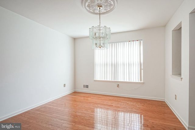 550 RIVIERA DR, Williamstown, NJ 08094