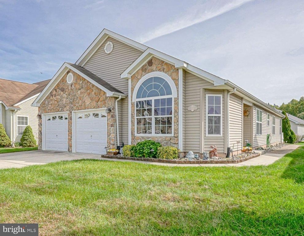 550 RIVIERA DR, WILLIAMSTOWN, NJ 08094 — exterior