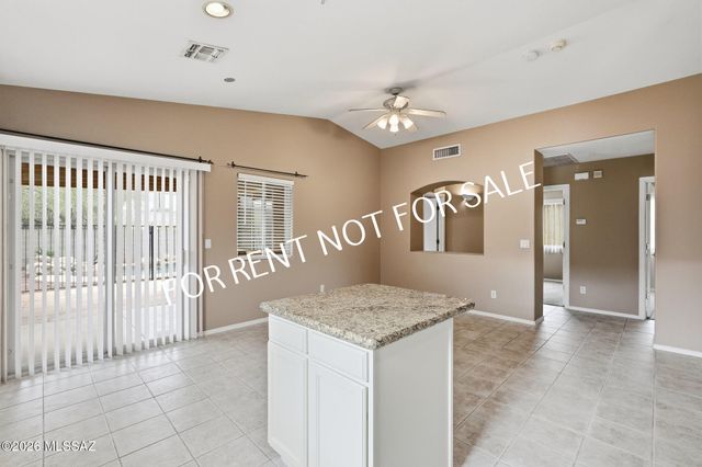 8802 S Desert Valley Way, Tucson, AZ 85747