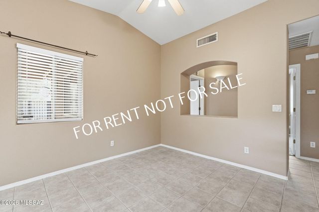 8802 S Desert Valley Way, Tucson, AZ 85747