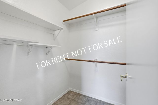 8802 S Desert Valley Way, Tucson, AZ 85747