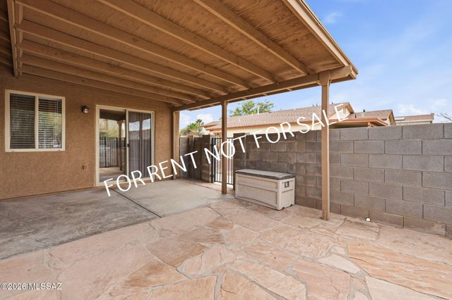 8802 S Desert Valley Way, Tucson, AZ 85747