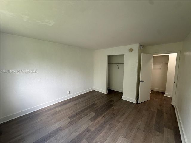 143 SW 9th St 301, Miami, FL 33130