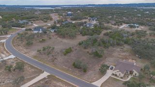 1605 Lake Ridge Blvd, Canyon Lake, TX 78133