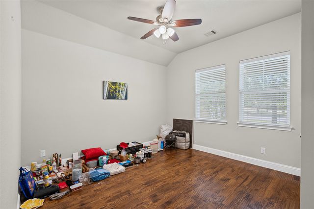 402 N Trinity Street, Decatur, TX 76234