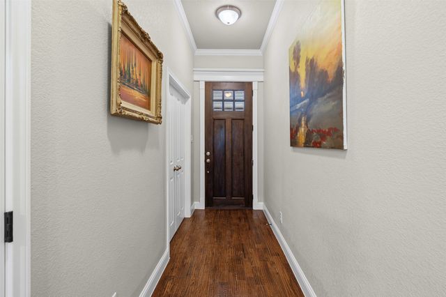 402 N Trinity Street, Decatur, TX 76234