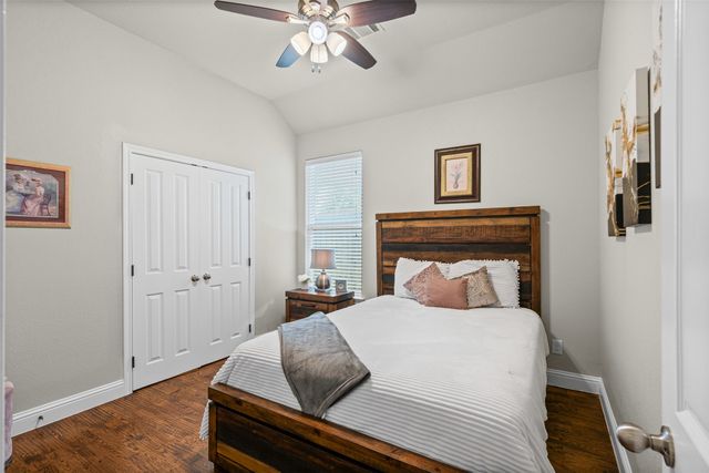 402 N Trinity Street, Decatur, TX 76234