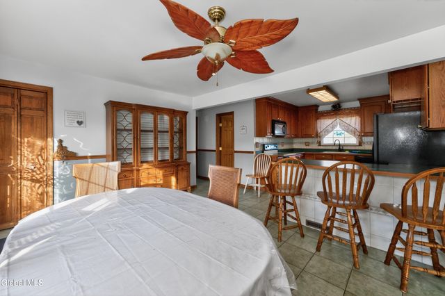 1038 Dudley Road, Rotterdam, NY 12303