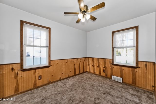 1038 Dudley Road, Rotterdam, NY 12303