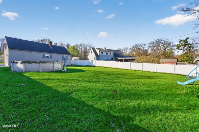 1038 Dudley Road, Rotterdam, NY 12303