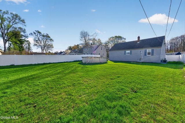 1038 Dudley Road, Rotterdam, NY 12303