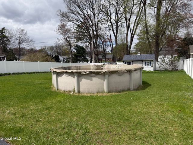 1038 Dudley Road, Rotterdam, NY 12303