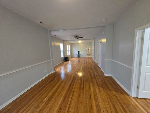 7618 S EMERALD Avenue 2, Chicago, IL 60620