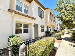 40390 Calle Real, Murrieta, CA 92563