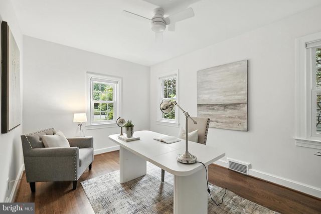 2313 N WAKEFIELD ST, Arlington, VA 22207