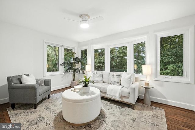 2313 N WAKEFIELD ST, Arlington, VA 22207