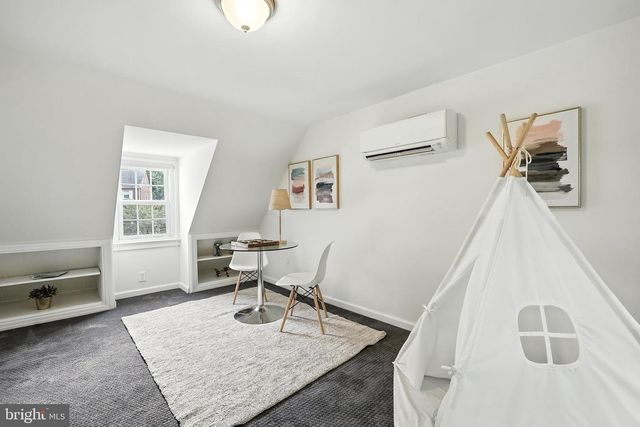 2313 N WAKEFIELD ST, Arlington, VA 22207