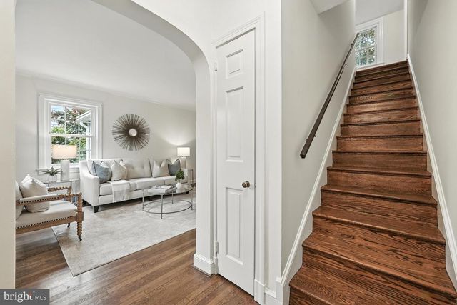 2313 N WAKEFIELD ST, Arlington, VA 22207