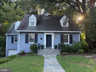 2313 N WAKEFIELD ST, Arlington, VA 22207