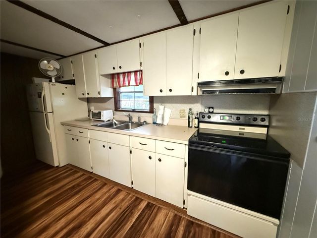 69 ROSALIE OAKS BOULEVARD, Lake Wales, FL 33898