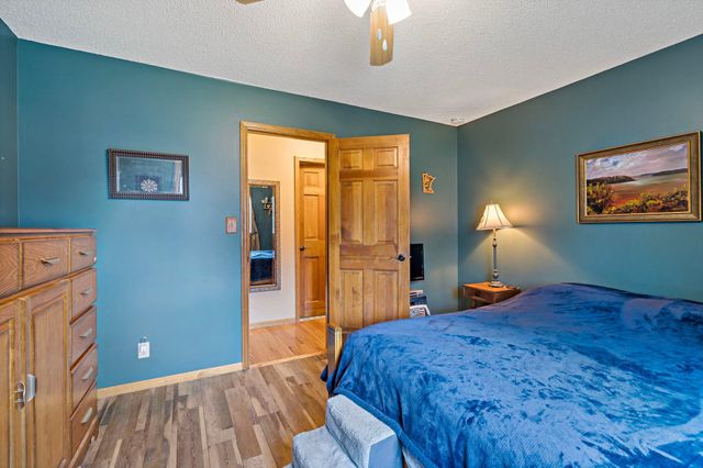 1213 Bluebill Bay Road, Burnsville, MN 55306