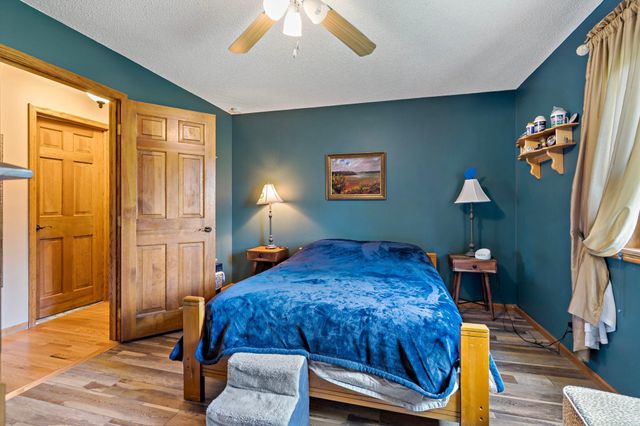 1213 Bluebill Bay Road, Burnsville, MN 55306