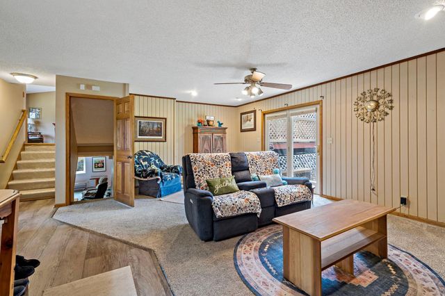 1213 Bluebill Bay Road, Burnsville, MN 55306