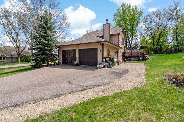 1213 Bluebill Bay Road, Burnsville, MN 55306