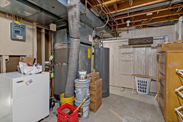 1213 Bluebill Bay Road, Burnsville, MN 55306