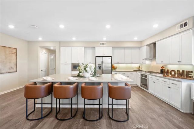 127 Bowery, Irvine, CA 92612